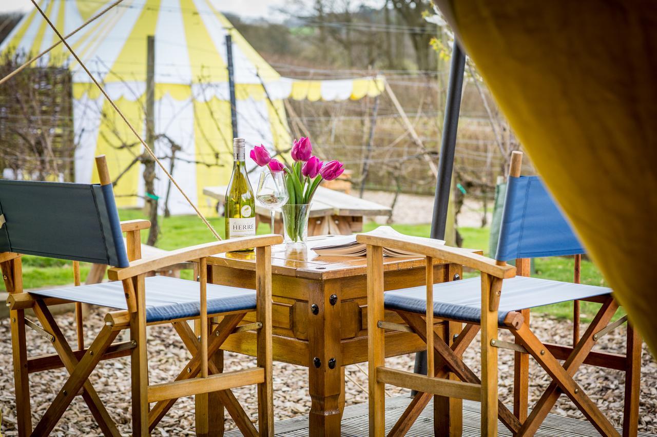 Leeds Castle Knights Glamping Hotell Exteriör bild